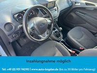 Gebraucht Ford Transit Trend 101 PS (74 kW) 2022 Weiß Van / Kleinbus