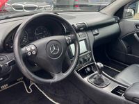 Gebraucht Mercedes C220 177 PS (130 kW) 2007 Schwarz Coupé