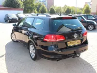 Gebraucht VW Passat Trendline 122 PS (89 kW) 2015 Schwarz Kombi