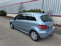 Gebraucht Mercedes B180 109 PS (80 kW) 2007 Blau Van / Kleinbus