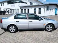 Begagnad Opel Vectra 122 HK (89 kW) 2003 Silver Sedan