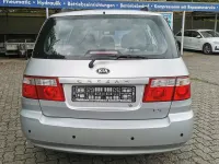 Gebraucht Kia Carens EX 139 PS (102 kW) 2006 Silber Van / Kleinbus