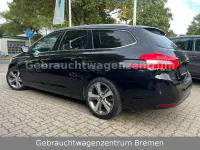 Gebraucht Peugeot 308 SW Allure 116 PS (85 kW) 2015 Schwarz Kombi