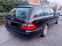 Gebraucht Mercedes E280 Avantgarde 190 PS (139 kW) 2007 Schwarz Kombi