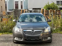 Gebraucht Opel Insignia 140 PS (102 kW) 2009 Grau Kombi