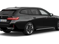 Gebraucht BMW 520 Comfort Edition 197 PS (144 kW) 2025 Schwarz Kombi