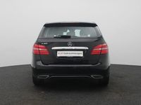 Gebraucht Mercedes B180 122 PS (89 kW) 2016 Schwarz Van / Kleinbus
