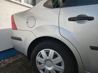 Gebraucht Ford Focus 2005 Silber Limousine
