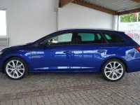 Używany Seat Leon ST FR 150 KM (110 kW) 2019 Niebieski Kombi