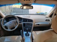 Gebraucht Volvo V70 170 PS (125 kW) 2007 Gold Kombi