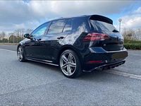 Gebraucht VW Golf VII R 310 PS (228 kW) 2017 Schwarz Kleinwagen