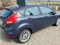 Gebraucht Ford Fiesta Trend 82 PS (60 kW) 2011 Grau Kleinwagen