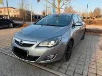 Gebraucht Opel Astra 179 PS (131 kW) 2010 Silber Kleinwagen