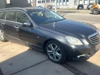 Gebraucht Mercedes E250 Avantgarde 204 PS (150 kW) 2009 Grau Kombi