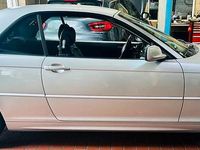 Gebraucht BMW 318 Cabriolet 147 PS (108 kW) 2007 Silber Cabrio