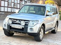 Gebraucht Mitsubishi Pajero Intense 170 PS (125 kW) 2007 Silber SUV