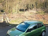 Gebraucht Ford Fiesta 75 PS (55 kW) 2005 Grün Kleinwagen