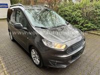 Gebraucht Ford Tourneo Courier Ambiente 95 PS (69 kW) 2017 Grau Van / Kleinbus