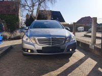 Gebraucht Mercedes E200 136 PS (100 kW) 2010 Grau Kombi