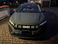 Gebraucht Dacia Sandero Expression 91 PS (66 kW) 2024 Grün Limousine