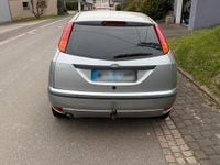 Gebraucht Ford Focus 75 PS (55 kW) 2004 Silber Limousine