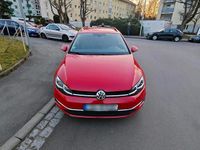 Gebraucht VW Golf VII 116 PS (85 kW) 2019 Rot Kombi
