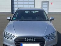 Gebraucht Audi A3 116 PS (85 kW) 2018 Silber Limousine