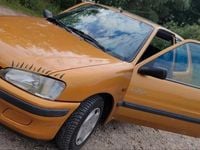 Gebraucht Peugeot 106 89 PS (65 kW) 1997 Gold Kleinwagen