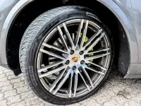Gebraucht Porsche Cayenne Chrono 340 PS (250 kW) 2019 Grau SUV