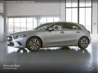 Gebraucht Mercedes A200 Advanced 163 PS (119 kW) 2020 Silber Limousine