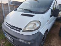 Gebraucht Opel Vivaro 101 PS (74 kW) 2006 Weiß Van / Kleinbus