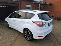 Gebraucht Ford Kuga ST-Line 150 PS (110 kW) 2018 Weiß SUV