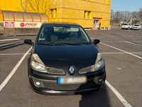 Gebraucht Renault Clio II 65 PS (47 kW) 2005 Schwarz Kleinwagen