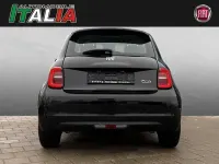 Gebraucht Fiat 500e Action 69 kW (95 PS) 2021 Schwarz Kleinwagen