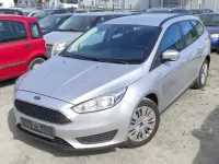 Używany Ford Focus Trend 120 KM (88 kW) 2015 Srebrny Kombi