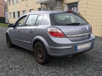 gebraucht Opel Astra 1.8, keinen TÜV, rostige Schweller,WR,SR