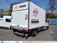 Second-hand VW Crafter 102 CP (75 kW) 2022 Alb Van