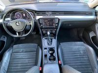 Gebraucht VW Passat Highline 150 PS (110 kW) 2015 Grau Kombi