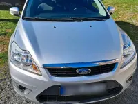 Usado Ford Focus 109 CV (80 kW) 2011 Plateado Familiar