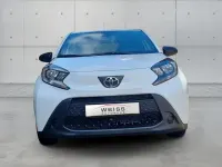 Neu Toyota Aygo X Business Edition 72 PS (52 kW) 2025 Weiss SUV