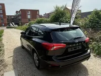 Gebraucht Ford Focus Titanium 120 PS (88 kW) 2020 Schwarz Limousine