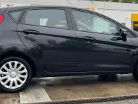 Gebraucht Ford Fiesta 82 PS (60 kW) 2012 Schwarz Limousine