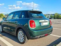 Gebraucht Mini Cooper D 116 PS (85 kW) 2016 Grün Kleinwagen