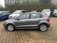 Gebraucht VW Polo Comfortline 90 PS (66 kW) 2016 Grau Limousine