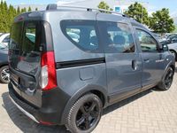 Gebraucht Dacia Dokker Celebration 116 PS (85 kW) 2017 Grau Van / Kleinbus