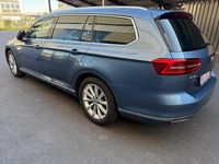 Gebraucht VW Passat Highline 239 PS (175 kW) 2015 Blau Kombi