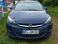 Używany Opel Astra 110 KM (80 kW) 2013 Niebieski Kombi