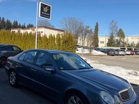 Gebraucht Mercedes E320 Avantgarde 204 PS (150 kW) 2003 Blau Limousine