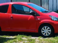 Gebraucht Toyota Aygo 68 PS (50 kW) 2008 Rot Kleinwagen