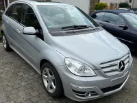 Gebraucht Mercedes B200 136 PS (100 kW) 2009 Silber Van / Kleinbus